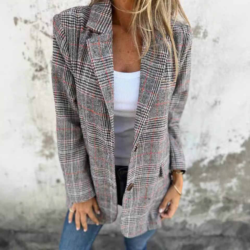 Women's oversized plaid blazer with lapel collar and patch pockets Mune Fashion