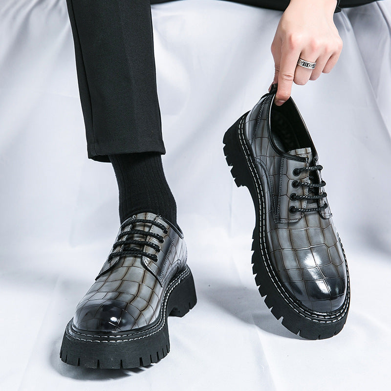 Women's Chunky Derby Lace-Up Shoe with Crocodile Embossing, Lacquered Faux Leather and Profiled Platform Sole Mune Fashion
