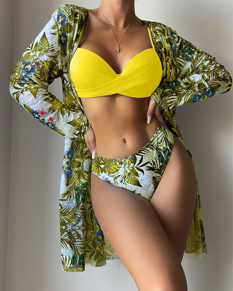 Women’s beach cover-up with exotic tropical pattern Mune Fashion
