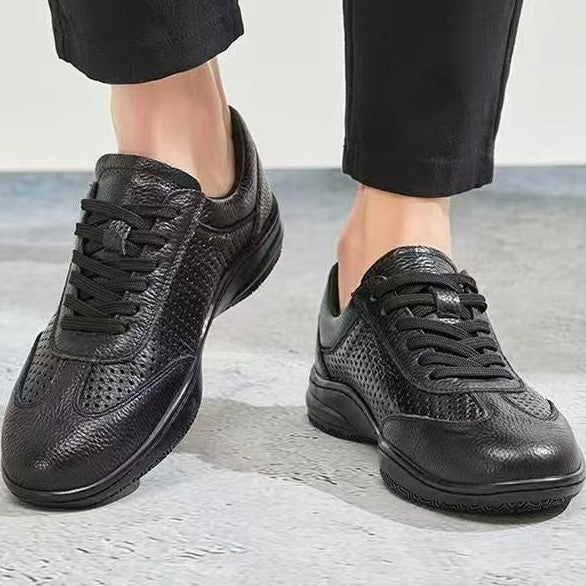 Men's comfortable orthopedic-inspired everyday shoes made of textured leather with padded comfort insole Mune Fashion