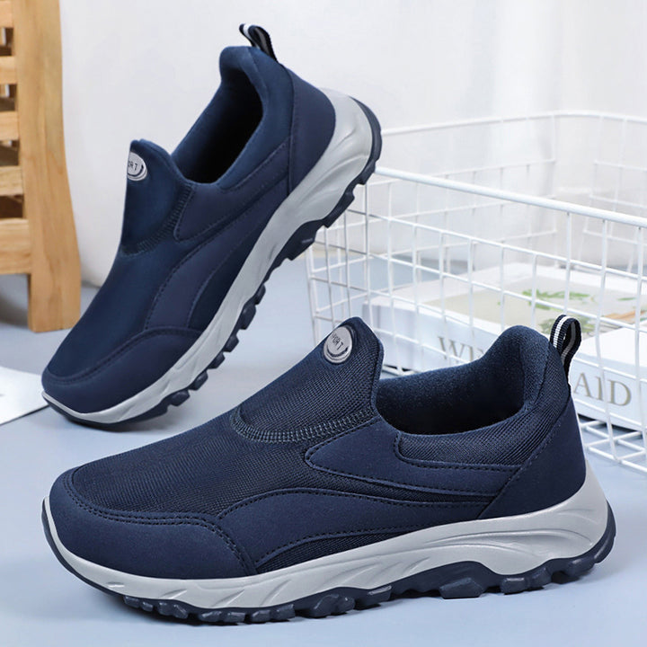 Women nan sporty Slip-On trekking sneakers with breathable textile upper, elastic entry, and profiled outdoor sole Mune Fashion