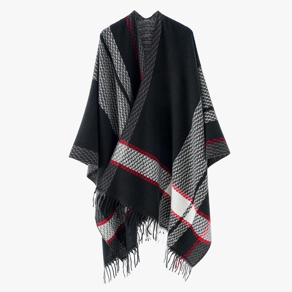 Women's Oversize Cape Poncho made of Wool Blend with Checkered Pattern and Fringe Hem Mune Fashion