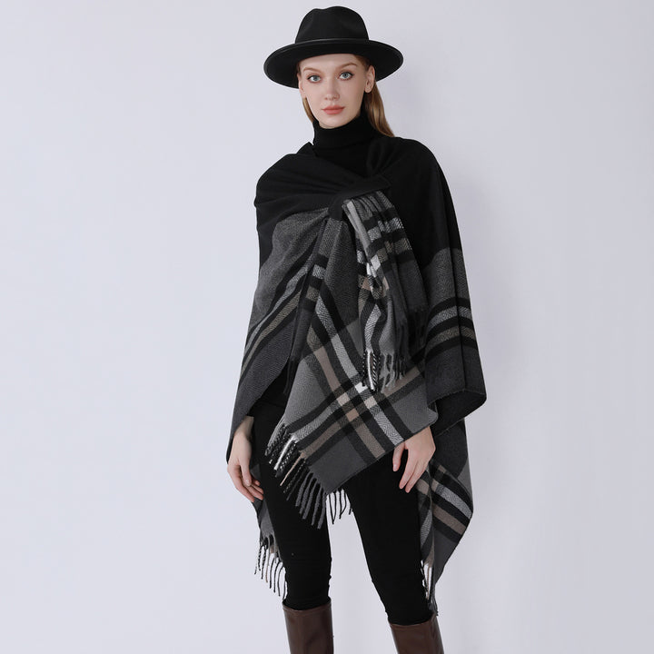 Women’s cape wrap made of wool blend with tie belt and check pattern Mune Fashion