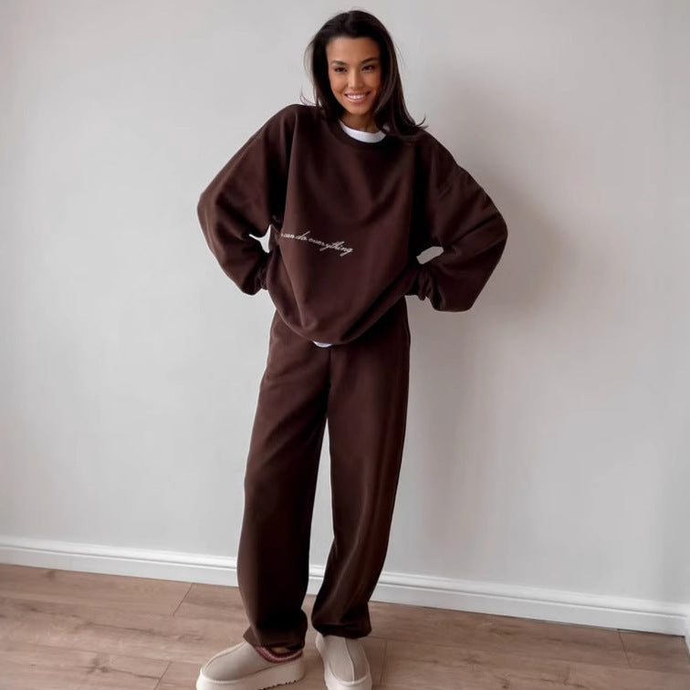 Women's Oversized Sweatshirt and high-waisted Jogging Pants Loungewear Set made of soft Cotton Fleece with elastic waistband Mune Fashion