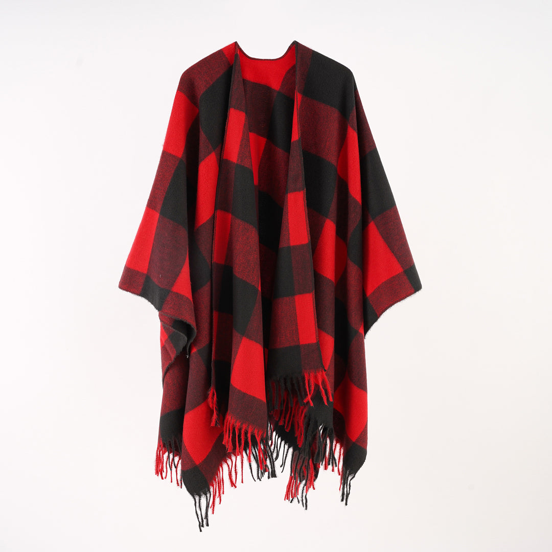 Women's Rectangle Poncho in Ruana Style made of Wool Blend with Large Checks and Fringed Hem Mune Fashion