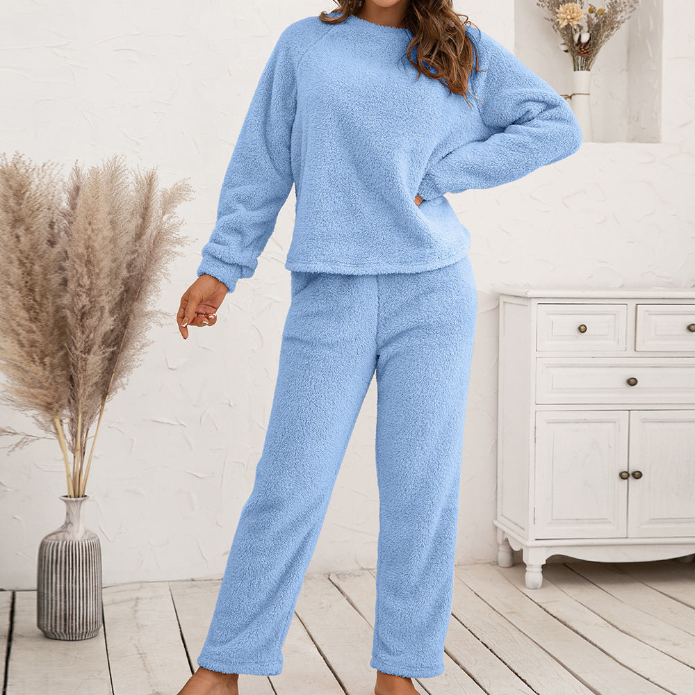 Women Cozy Fleece Pajama Set with Long Sleeves and Comfortable Pants Mune