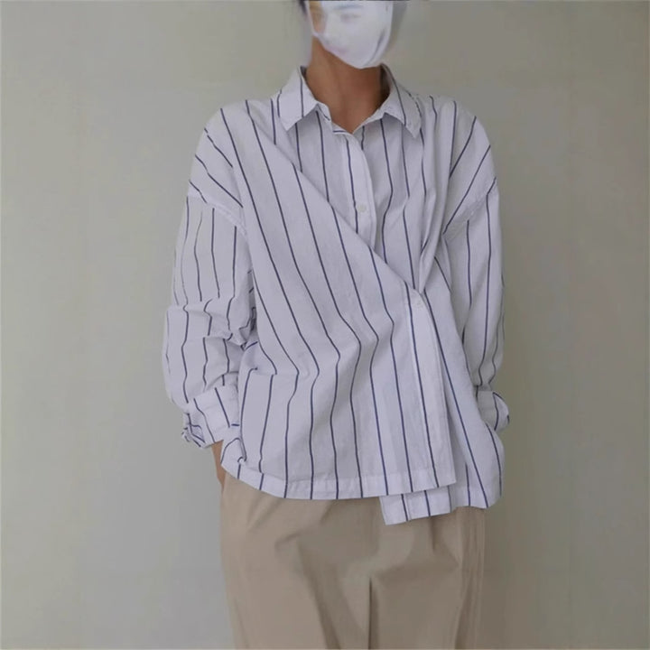Women's oversized boxy shirt blouse made of linen-cotton blend with vertical pinstripe look and casual silhouette Mune Fashion