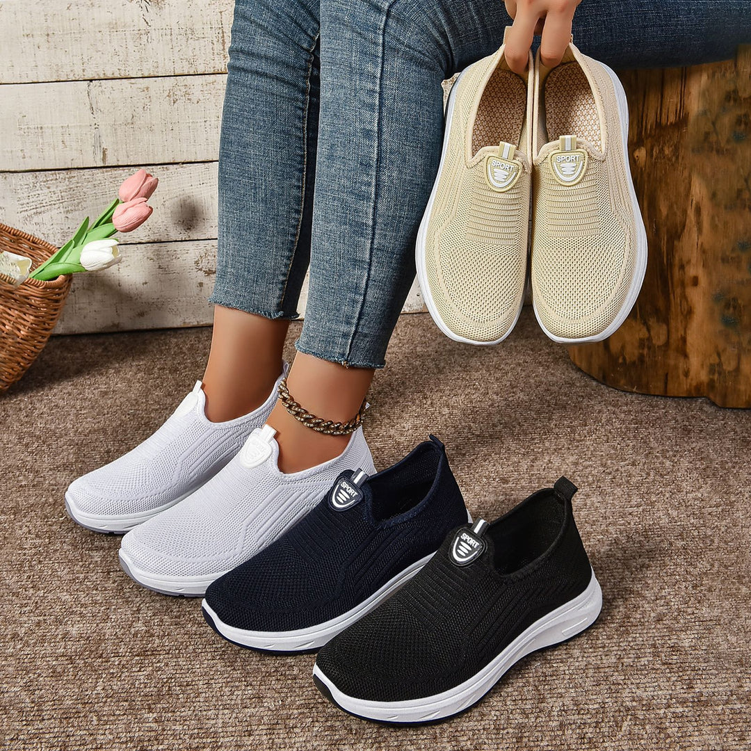 Women's knitted slip-on comfort walking sneaker with sock-like entry and cushioned memory comfort sole Mune Fashion