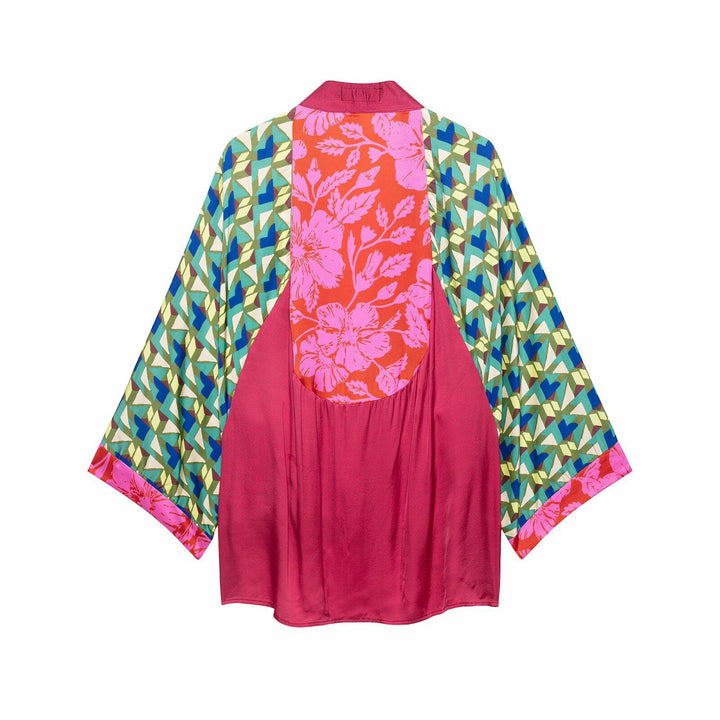 Women's Patterned Silk Kimono with Ties and Wide Batwing Sleeves Mune Fashion