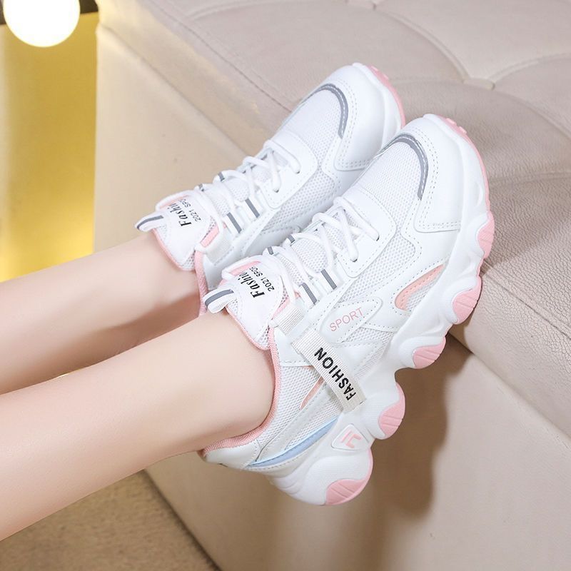Women's Sporty Sneakers with Breathable Mesh Upper and Cushioned Outsole Mune Fashion