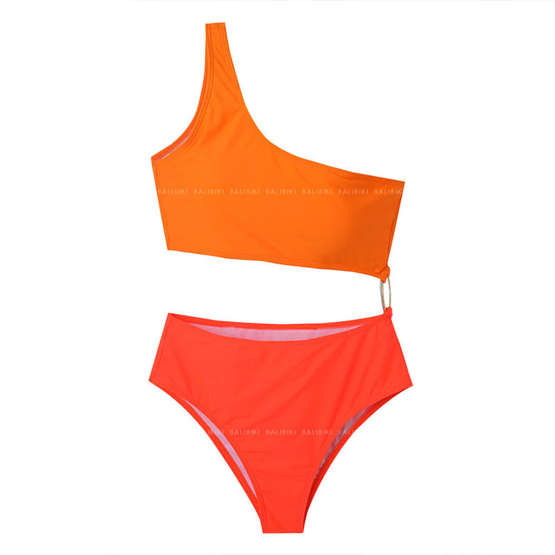 Women Triangle Bikini with asymmetric cut and integrated gathering Mune Fashion