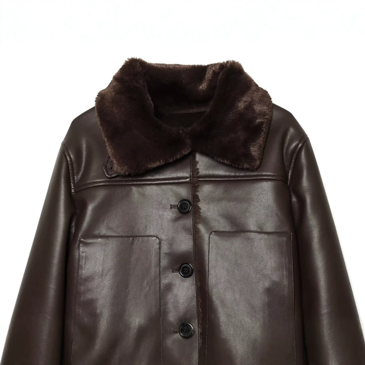 Women's short jacket in lambskin look with fur collar, patch pockets and button placket Mune Fashion