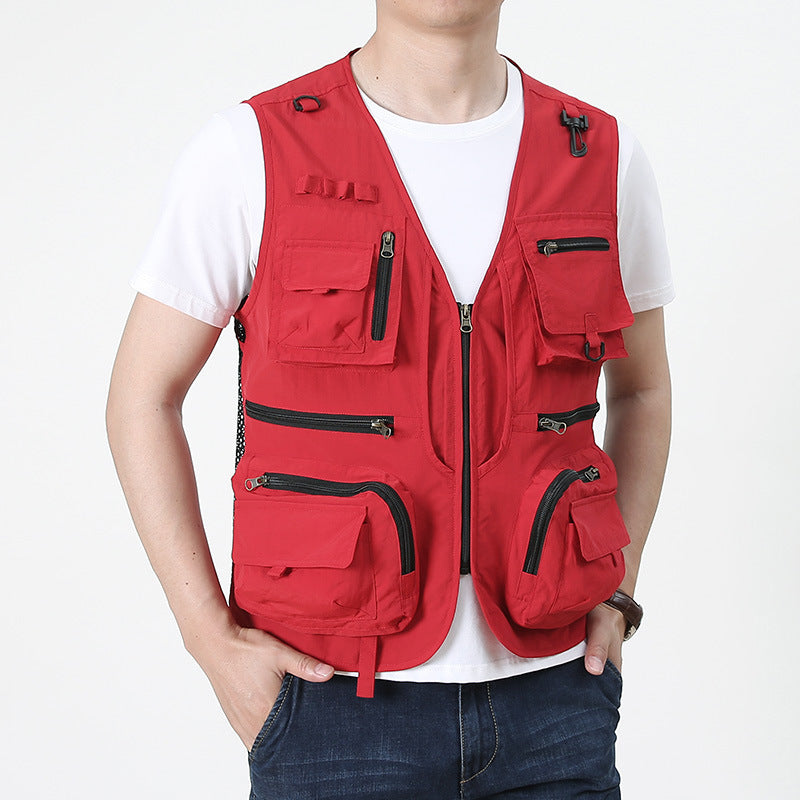 Men's multifunctional utility fishing vest with numerous zip and flap pockets Mune Fashion