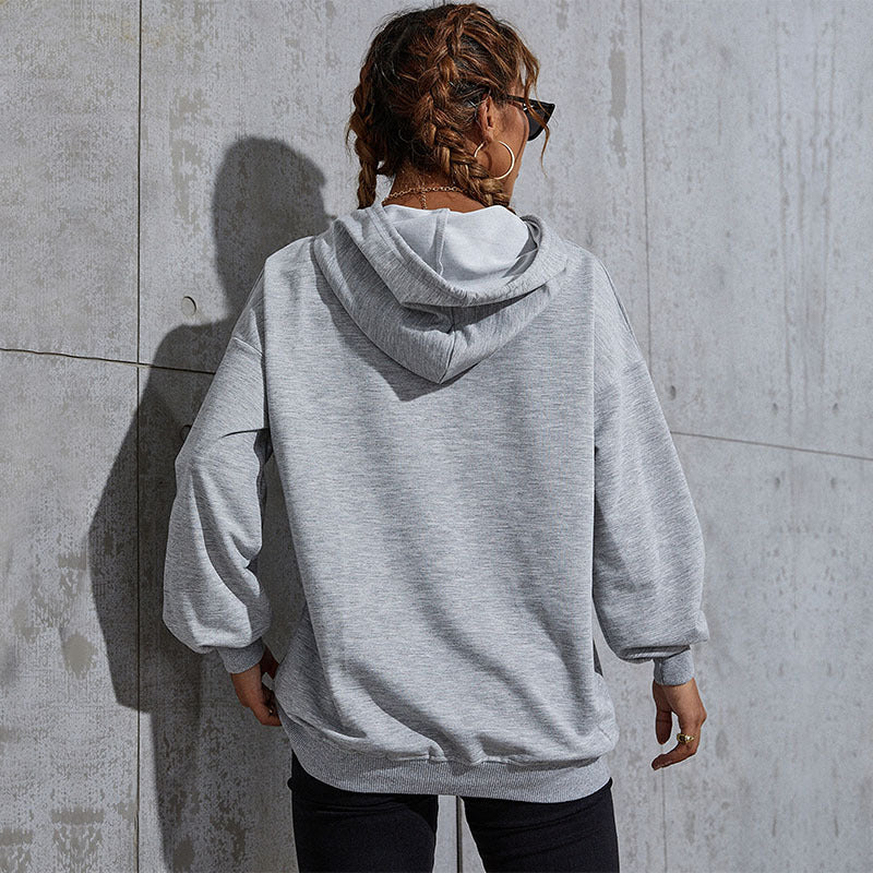 Women's Relaxed-Fit Hoodie with College Style Front Print and Kangaroo Pocket Mune Fashion