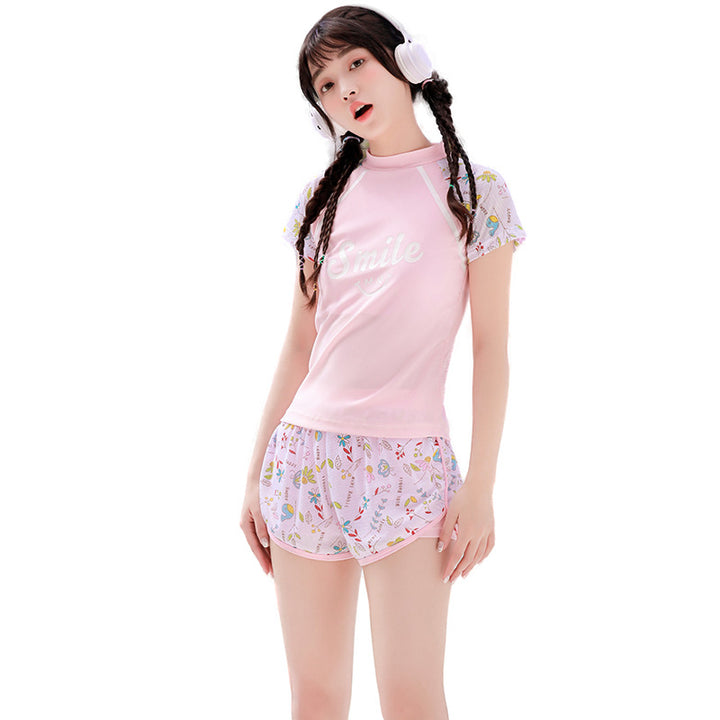 Ladies UV protection swimsuit set with short sleeves and shorts Mune Fashion