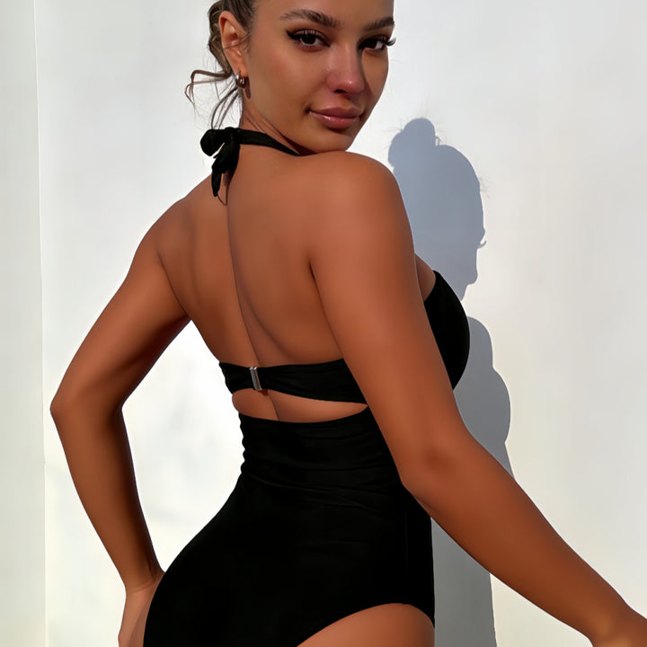 Women's One-Piece Swimsuit with Elegant Knot Design Mune Fashion