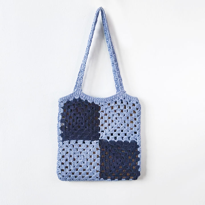 Women's crocheted tote bag with original square pattern Mune Fashion