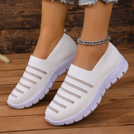 Women's knitted slip-on sneakers with elastic entry and lightweight comfort sole Mune Fashion
