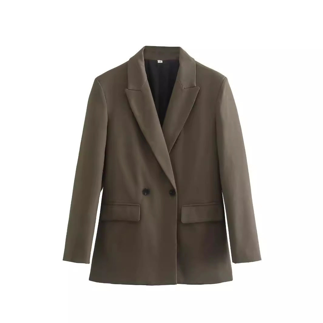 Women's tailored double-breasted blazer with pointed lapels, flap pockets, and light lining Mune Fashion