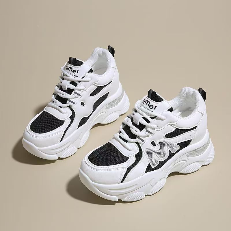 Women's sporty chunky sneakers with airy mesh upper and pronounced profile Mune Fashion