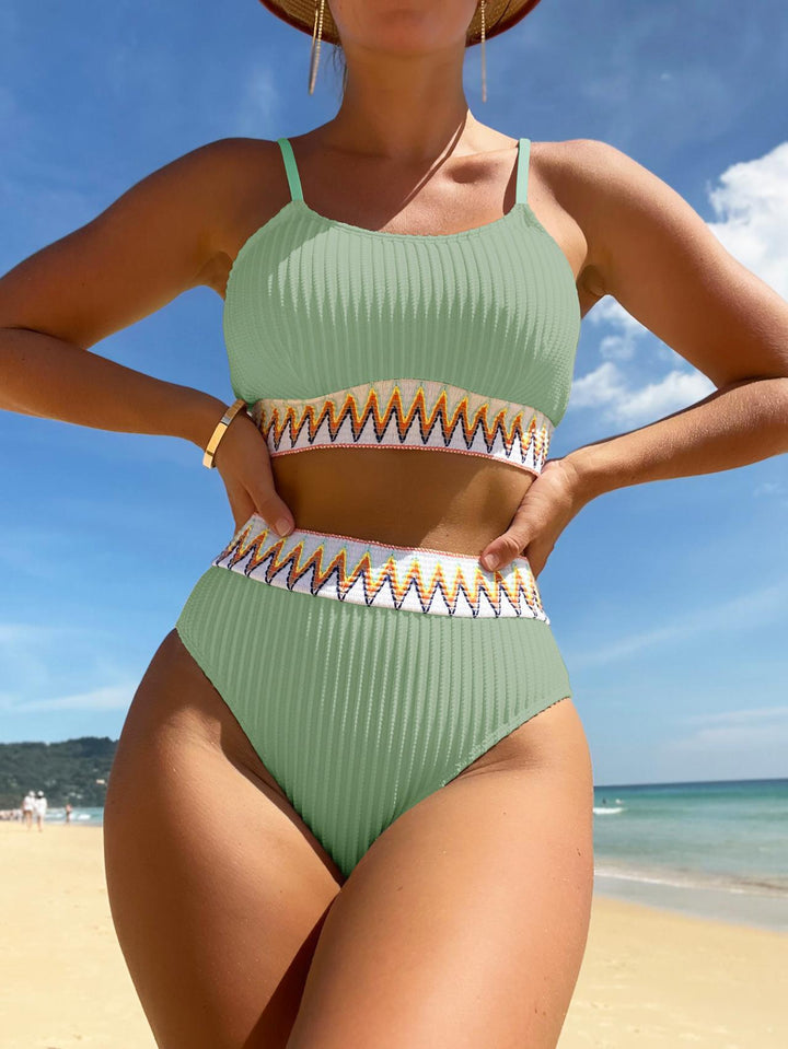Women Multicolored Patterned High-Waist Bikini Mune Fashion