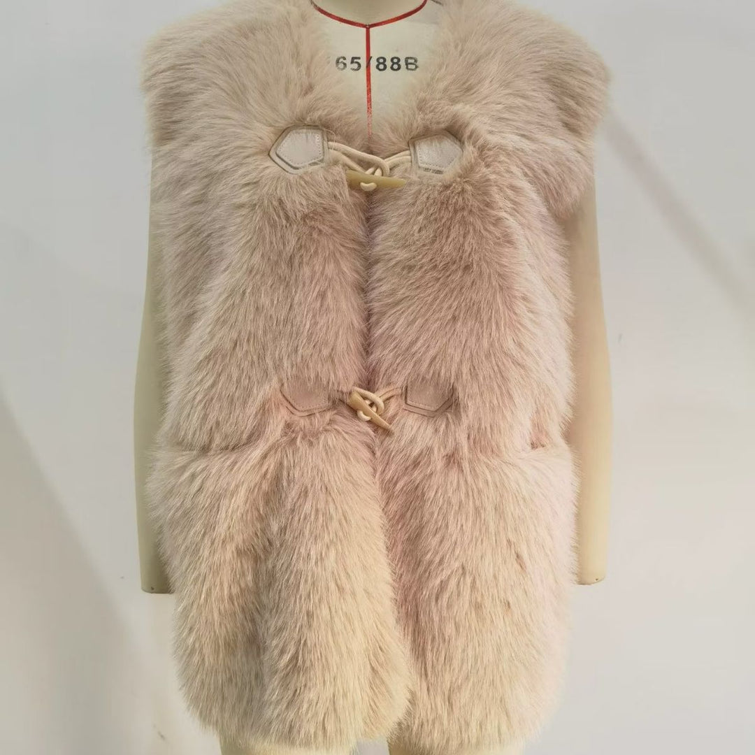 Women's luxurious faux fur vest with toggle closure and voluminous stand-up collar Mune Fashion
