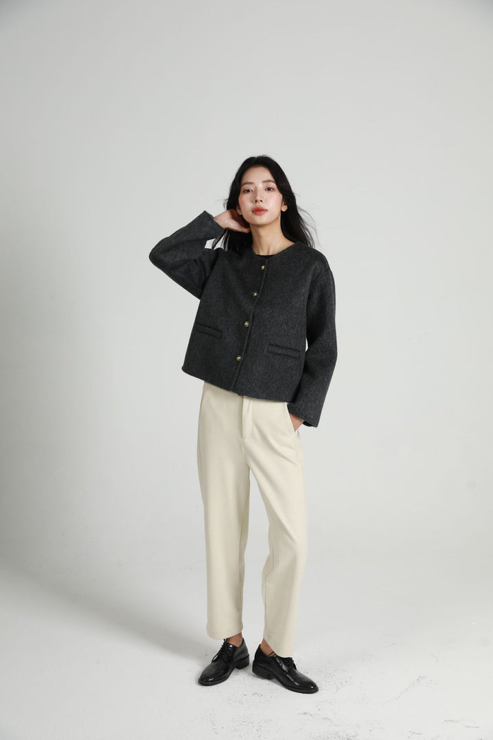 Women’s Fashion Short Jacket with Button Placket Mune Fashion