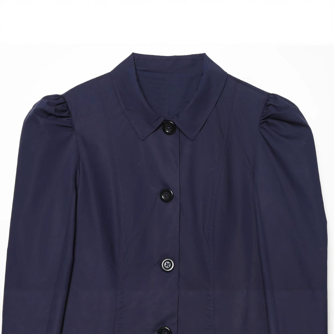 Women's short blazer in blouse style with gathered shoulder sections and button placket Drune