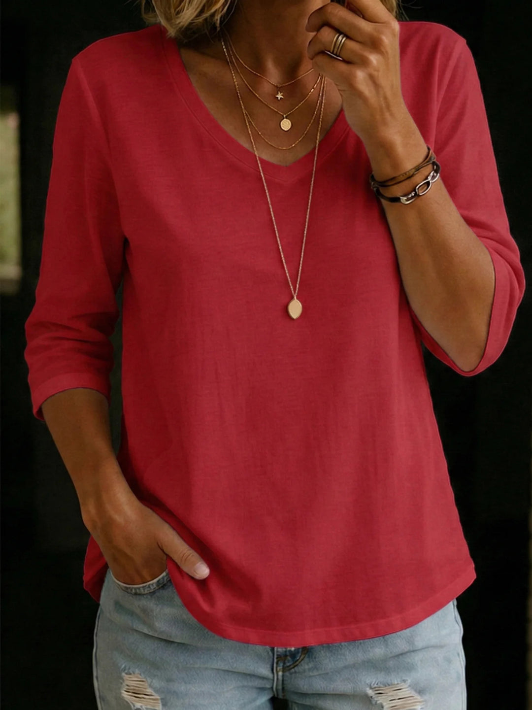 Women's Loose V-Neck Shirt with 3/4 Sleeves and Rounded Hem Mune Fashion