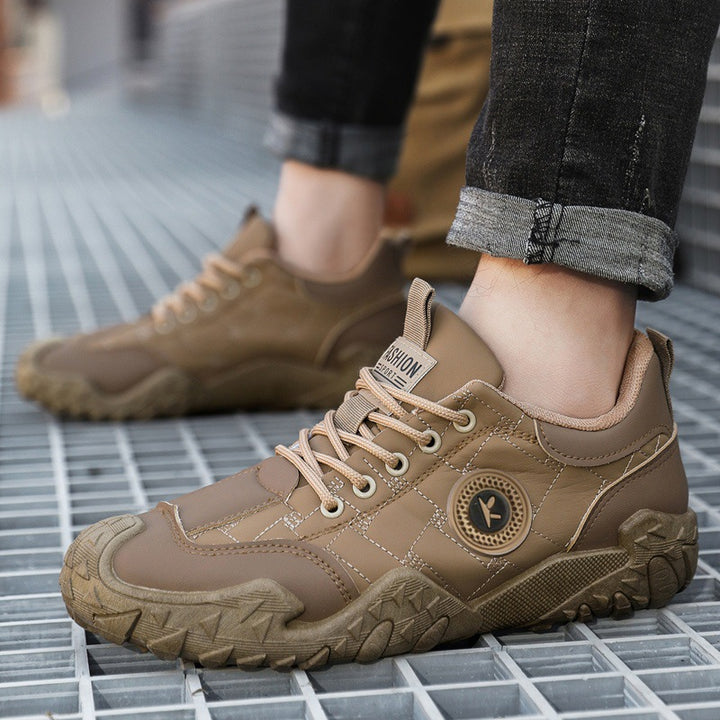 Men's robust outdoor sneaker with profile trail sole and quilted upper material look Mune Fashion