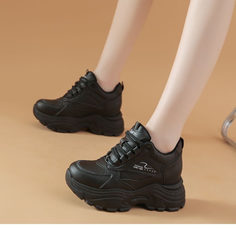 Women's Sporty Chunky Sneakers with Robust Profile Sole Mune Fashion