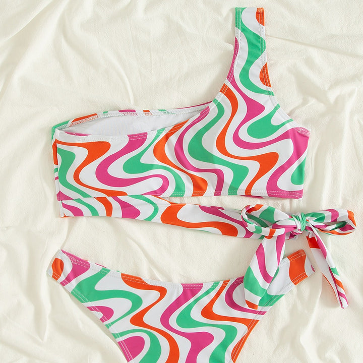 Women asymmetrical bikini set with colorful wave pattern Mune Fashion