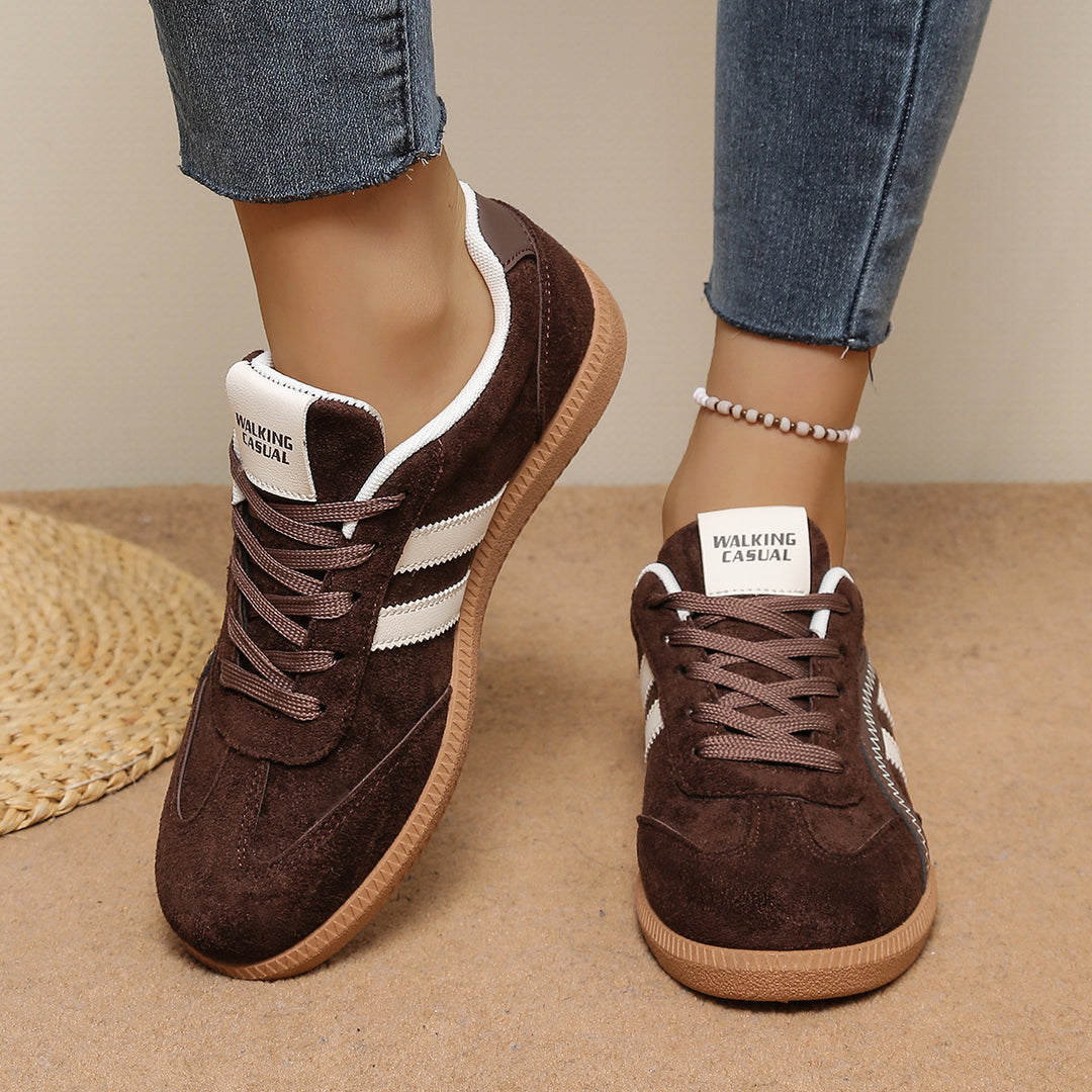 Damen Retro-Sneaker aus Veloursimitat mit gumähnlicher Laufsohle Mune Fashion
