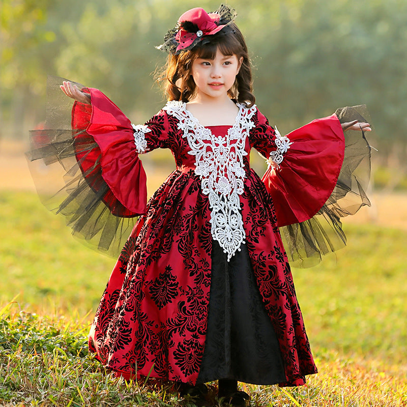 Girls' fairytale ball gown with ruffle details Mune Fashion
