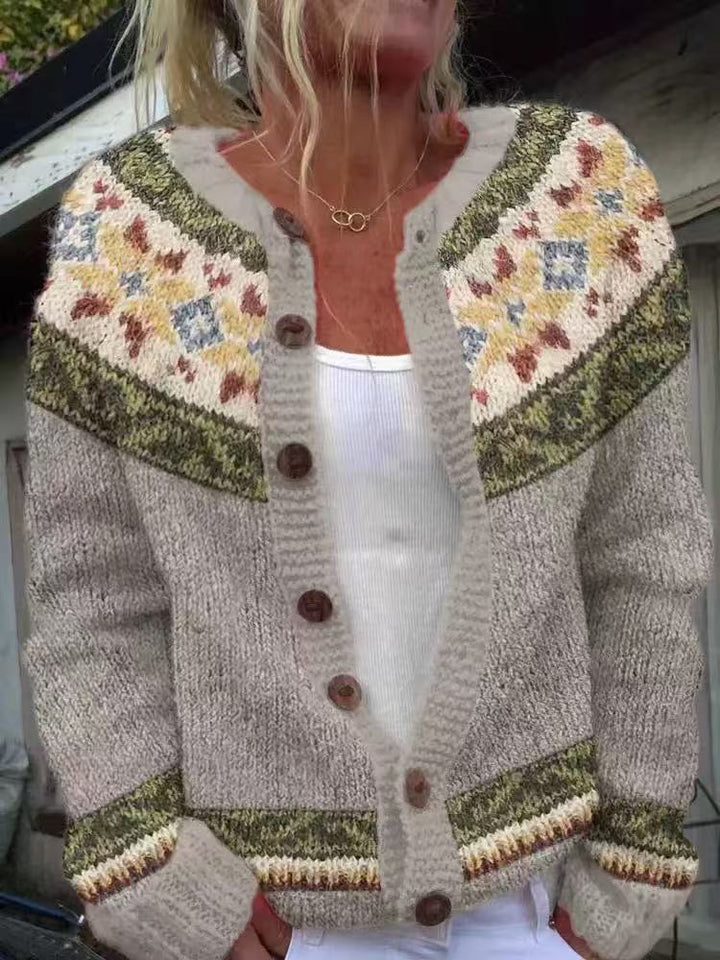 Women's patterned cardigan with round yoke, wooden buttons, and welt pockets Mune Fashion