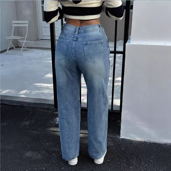 Women high-waisted Relaxed-Straight denim jeans with wide leg and subtle destroy details Mune Fashion