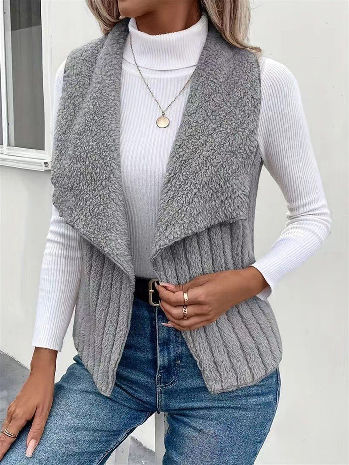 Women's cozy sleeveless teddy fleece vest with large shawl collar and textured ribbed look Mune Fashion