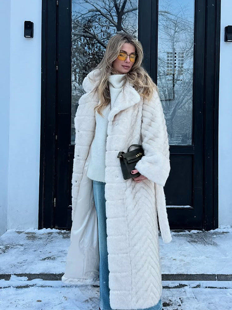 Women's Maxi Faux Fur Coat with Hood and Chevron Quilting Mune Fashion