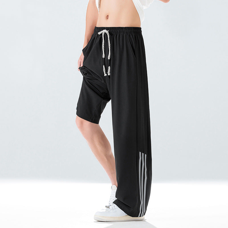 Men's sporty leisure pants with innovative cut