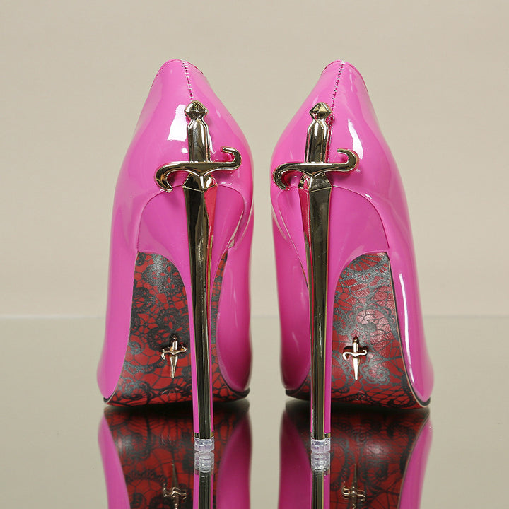 Women's patent high heels with pointed stiletto metallic heel and decorative patterned outsole Mune Fashion