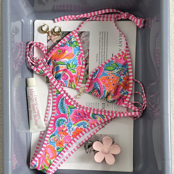 Women Triangle Bikini with Playful Floral Design Mune Fashion