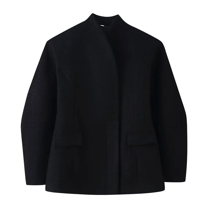 Women's short bouclé jacket with open front and flap pockets Mune Fashion