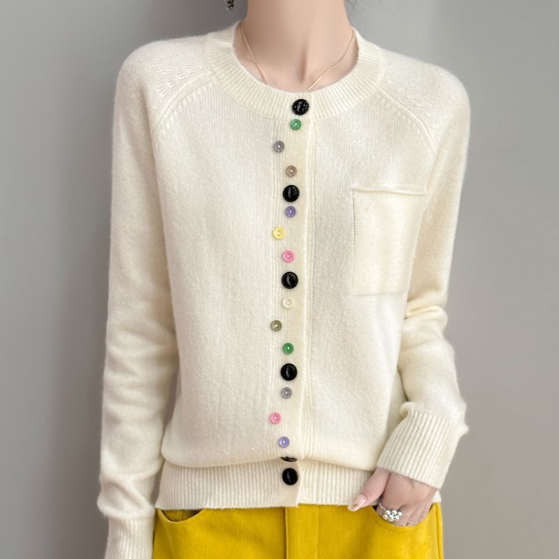 Women's fashionable knit cardigan with colorful buttons Mune Fashion