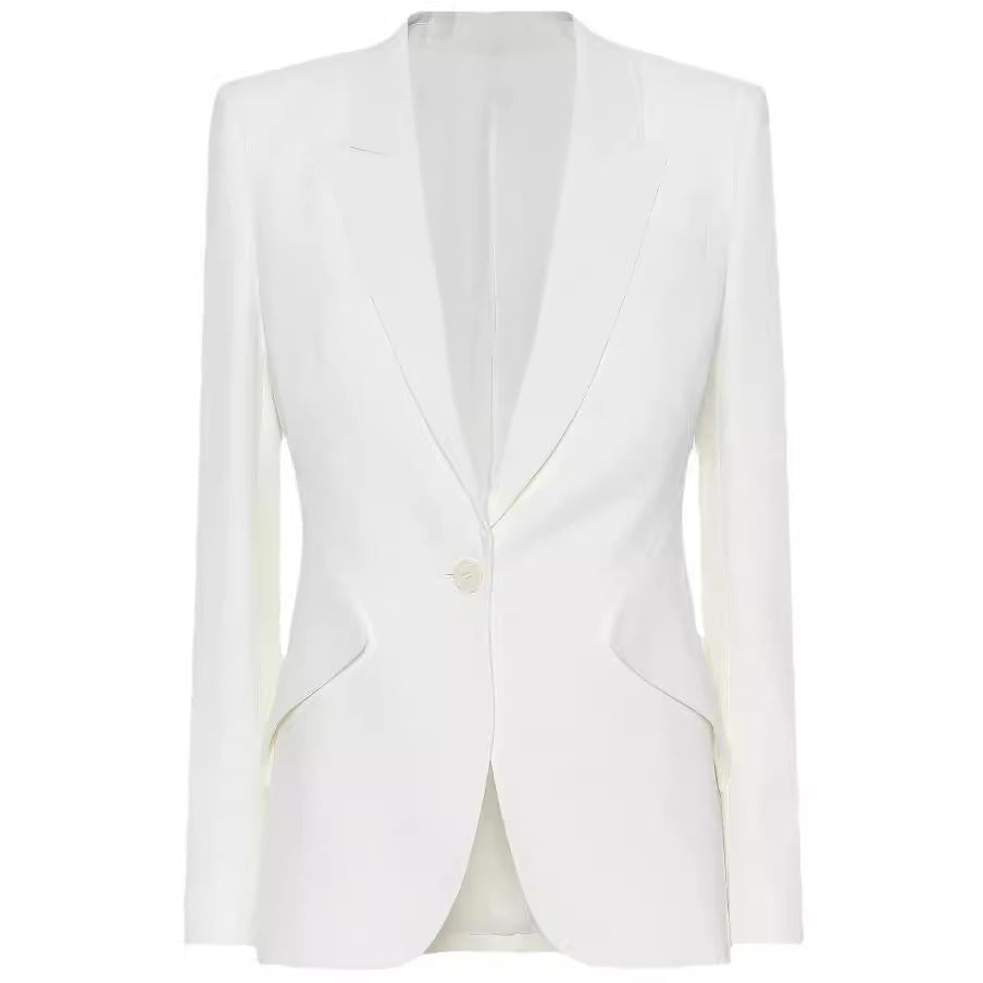 Women's Tailored Single-Breasted Blazer with Sculpted Shoulder and Tailored Cut Mune Fashion