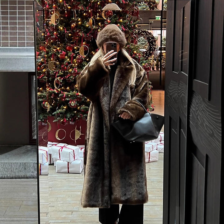 Women Luxurious Long Faux Fur Coat with Oversized Cut and Warming Lining Mune Fashion
