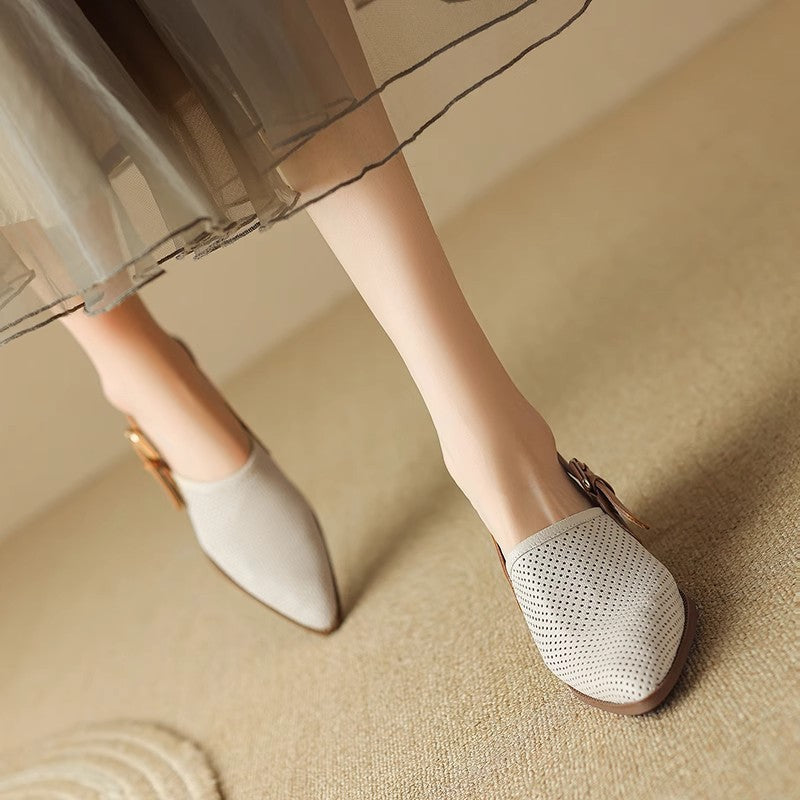 Women's pointed slip-ons with heel strap, perforated upper material and comfortable block heel Mune Fashion