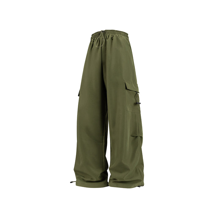 Men's wide technical cargo pants with drawstring waistband, multiple pockets and corded closure Drune