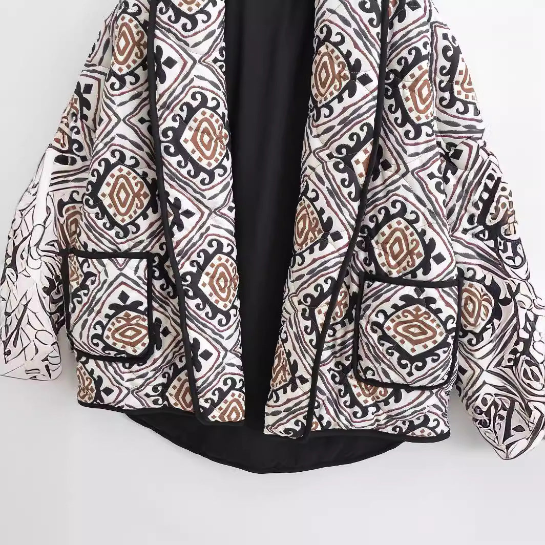 Women's quilted kimono jacket with graphic ethnic print and waist belt Mune Fashion