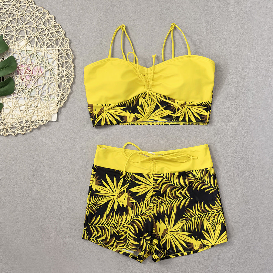 Women's Crop Top Bikini with Floral Design and Comfortable Shorts Mune Fashion