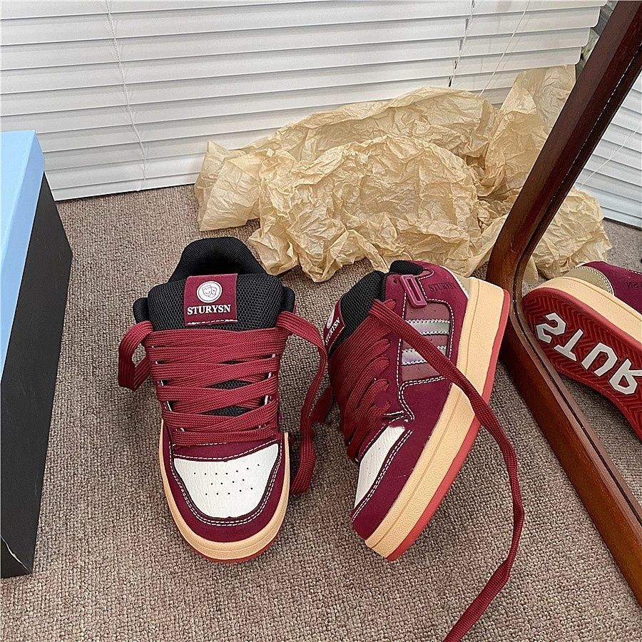 Ladies fashionable sneakers with breathable mesh upper and cushioning comfort Mune Fashion